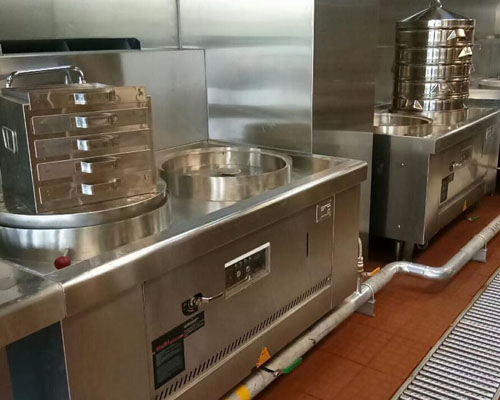 為什么廚房設(shè)備中工作臺(tái)的選擇很重要